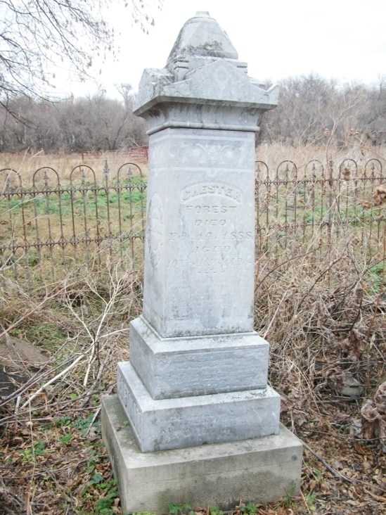 chester.forest.eastman.grave.1